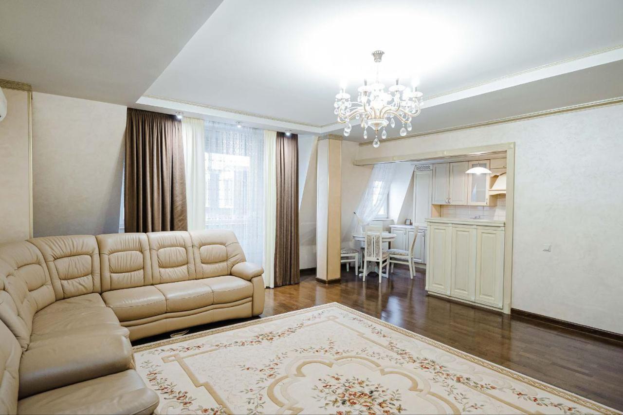 Cathedral Park And Pedestrian Zone Ultracentral Cozy Apartment In Kiszyniów Zewnętrze zdjęcie