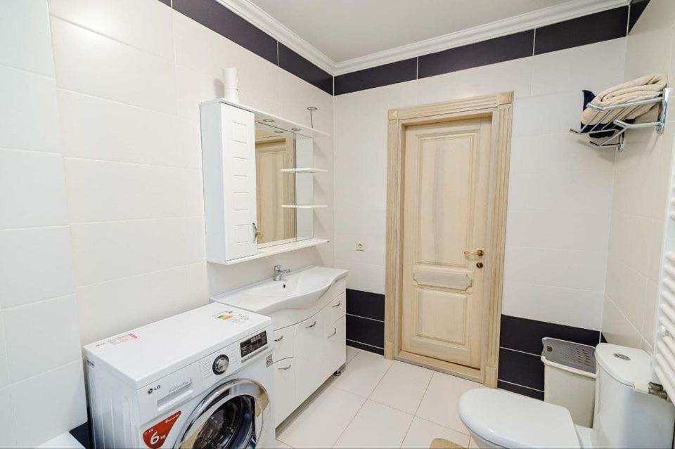 Cathedral Park And Pedestrian Zone Ultracentral Cozy Apartment In Kiszyniów Zewnętrze zdjęcie